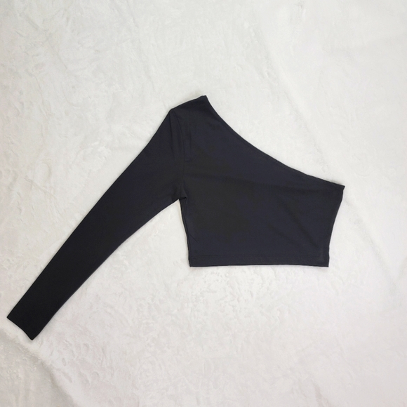 One Shoulder Black Crop Top - Picture 2 of 5